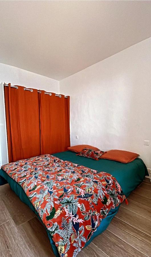 Appartement Vue Mer En Plein Centre De Каржез Екстер'єр фото